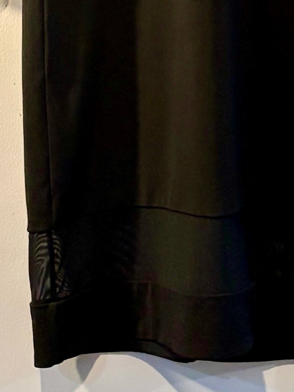 ALICE + OLIVIA Madie Black Mesh Panel Mini Dress Size 8 - Picture 7 of 10